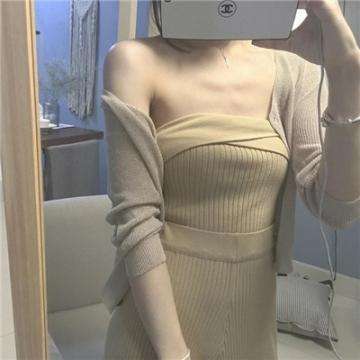 百万萌娘大作战手游(更名百万萌娘h)下载
